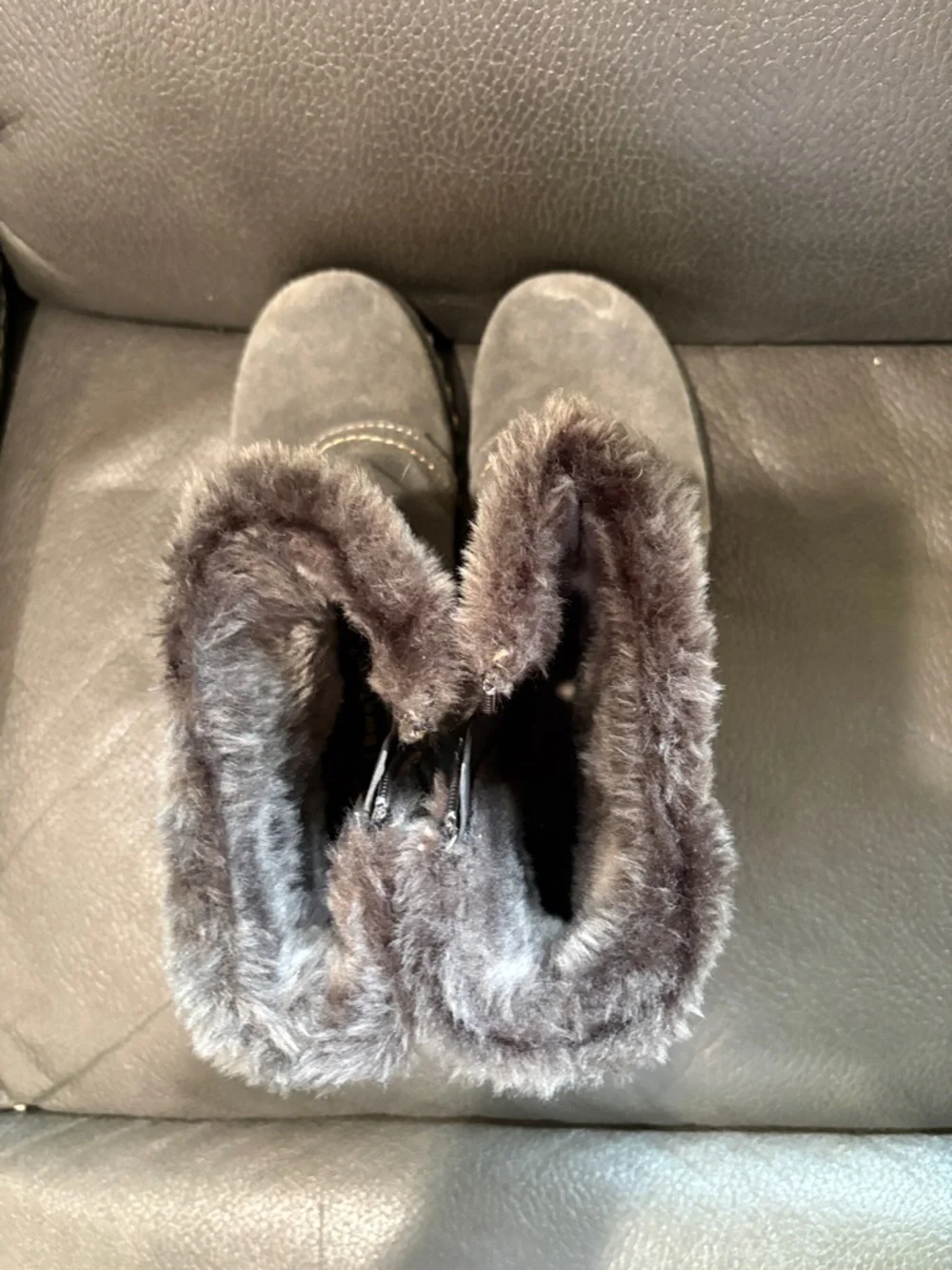 Bare traps faux fur suede charcoal gray women’s boots